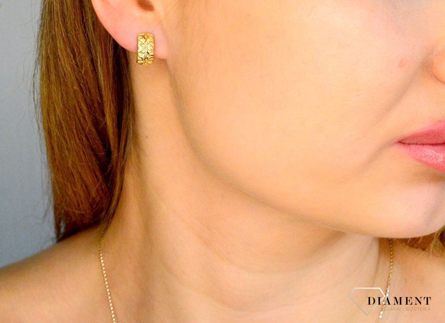 Złote kolczyki damskie 585 diamentowana powierzchnia KL 11829.jpg